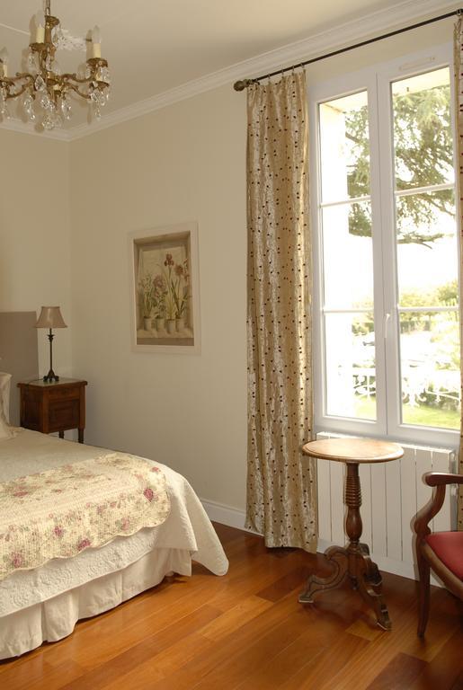 La Grande Maison Acomodação com café da manhã Bergerac Quarto foto
